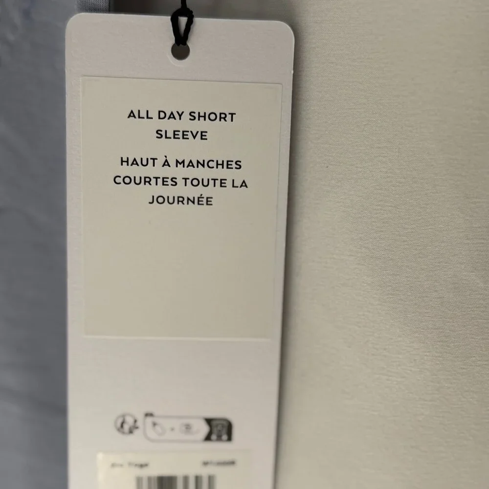 Alo All Day Short Sleeve Winter Frost - Picture 5 of 5